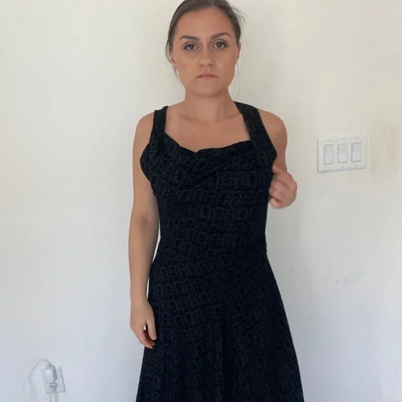 Alaïa black ball gown with velvet detail size 38 - Picture 10 of 11